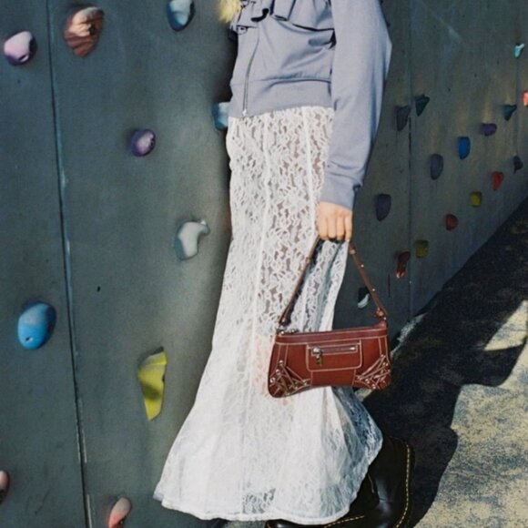 DR. MARTENS 1B99 FRONT ZIP MID CALF LEATHER BOOTS MSRP$270 Comfy & Stylish - Picture 5 of 16